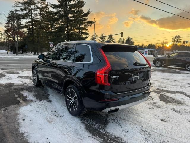 2020 Volvo XC90 T6 Momentum