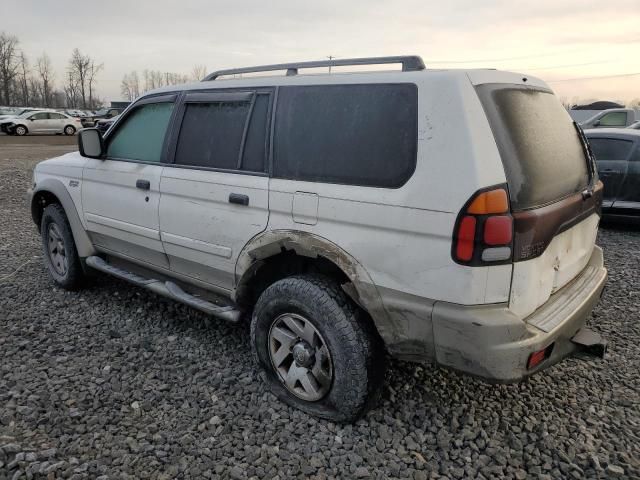 2002 Mitsubishi Montero Sport XLS