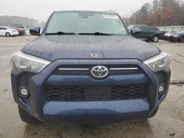 2022 Toyota 4runner SR5