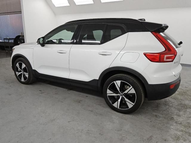 2022 Volvo XC40 P8 Recharge Plus