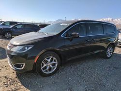 Chrysler Pacifica Vehiculos salvage en venta: 2019 Chrysler Pacifica Touring Plus