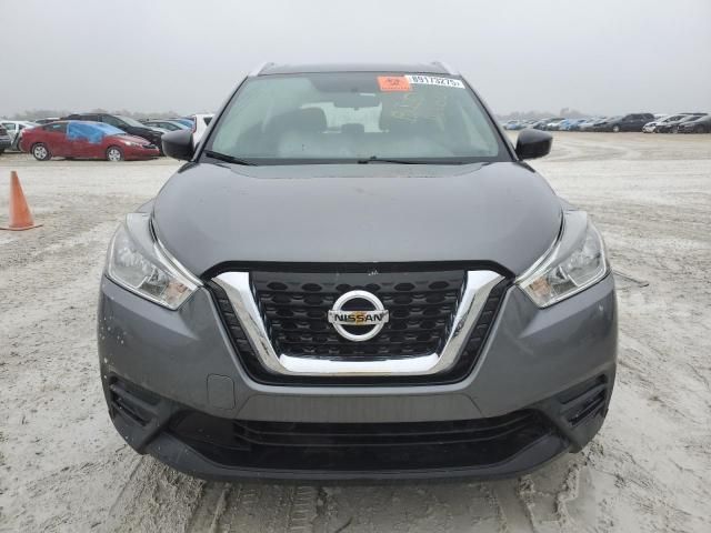 2019 Nissan Kicks S