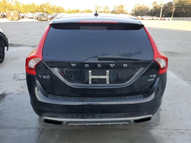 2016 Volvo V60 Cross Country Premier