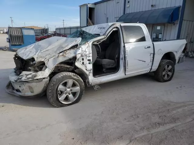 2015 Dodge RAM 1500 SLT