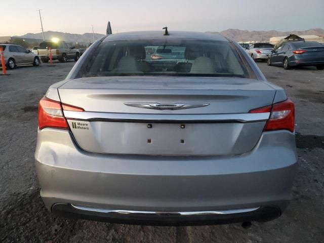 2013 Chrysler 200 Touring