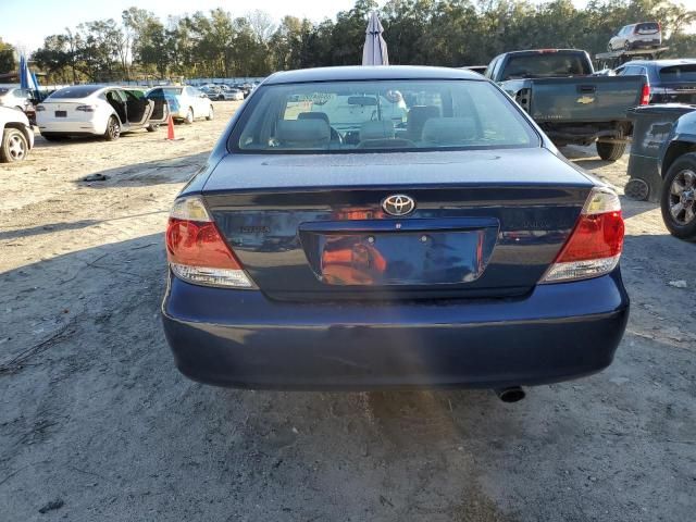 2005 Toyota Camry LE