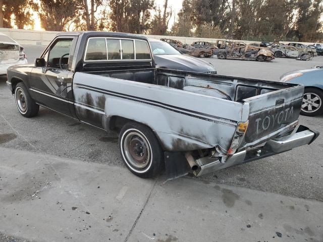 1988 Toyota Pickup 1/2 TON RN55 DLX