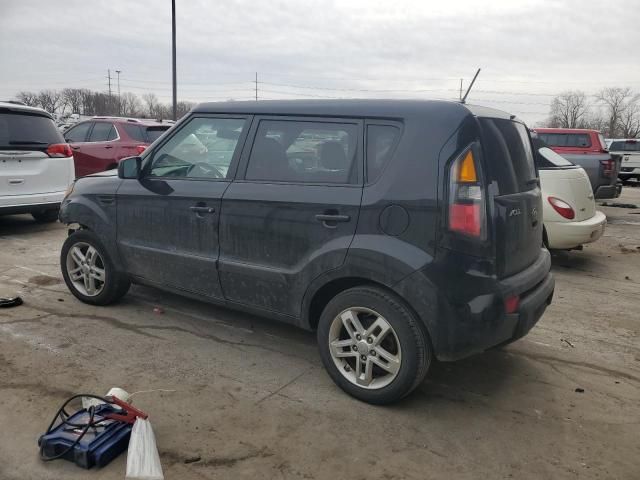 2011 KIA Soul +