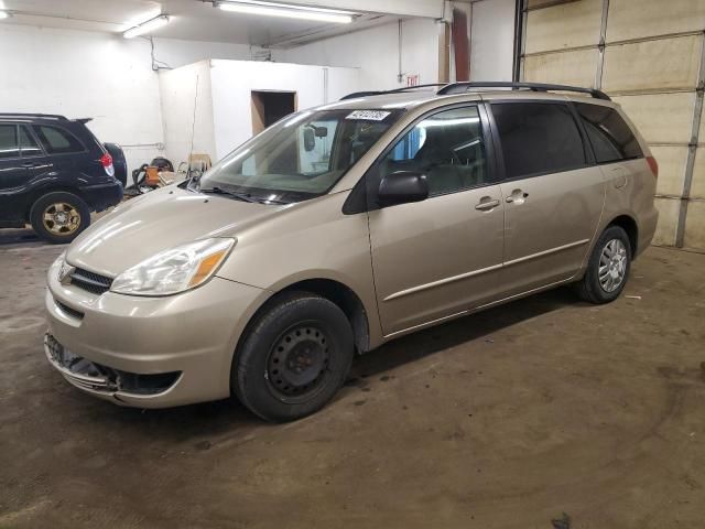 2005 Toyota Sienna CE