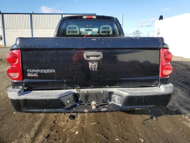 2005 Dodge Dakota Quad SLT