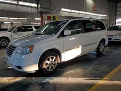 Carros con verificación Run & Drive a la venta en subasta: 2010 Chrysler Town & Country Touring