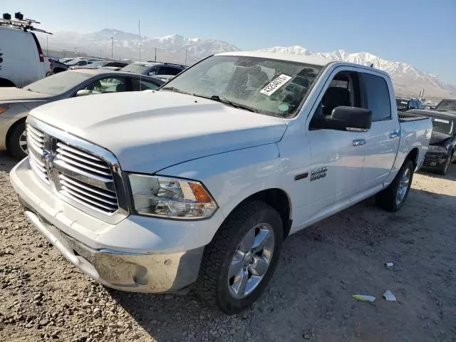 2015 Dodge RAM 1500 SLT