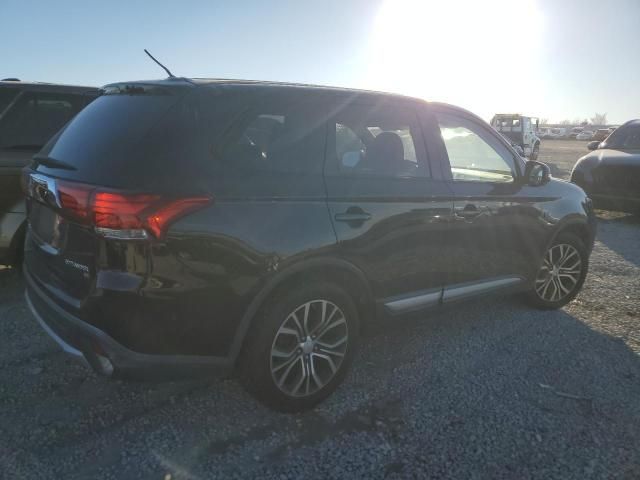 2016 Mitsubishi Outlander SE