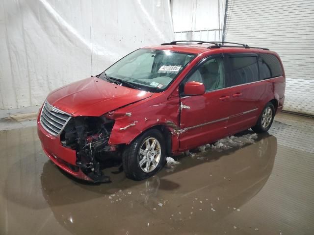 2010 Chrysler Town & Country Touring