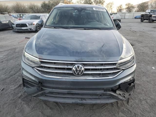 2022 Volkswagen Tiguan SE