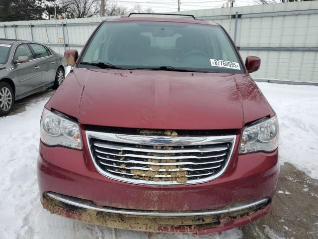 2015 Chrysler Town & Country Touring L