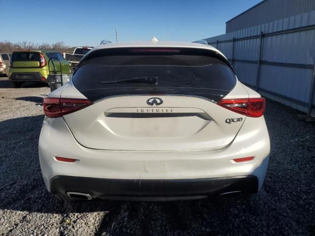 2017 Infiniti QX30 Base