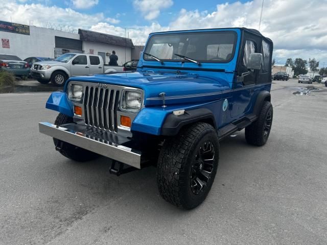 1992 Jeep Wrangler / YJ S