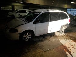 Dodge Grand Caravan sxt salvage cars for sale: 2005 Dodge Grand Caravan SXT