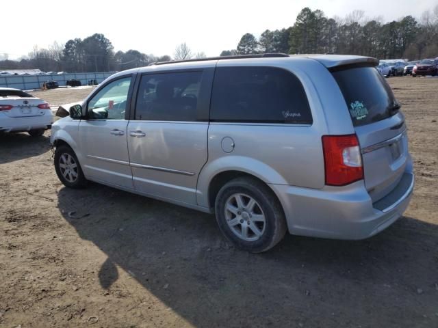 2011 Chrysler Town & Country Touring L