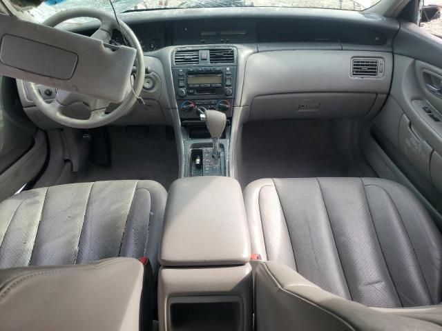 2004 Toyota Avalon XL