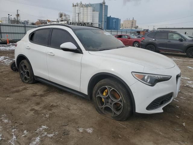 2018 Alfa Romeo Stelvio Sport