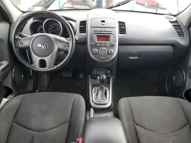 2013 KIA Soul +