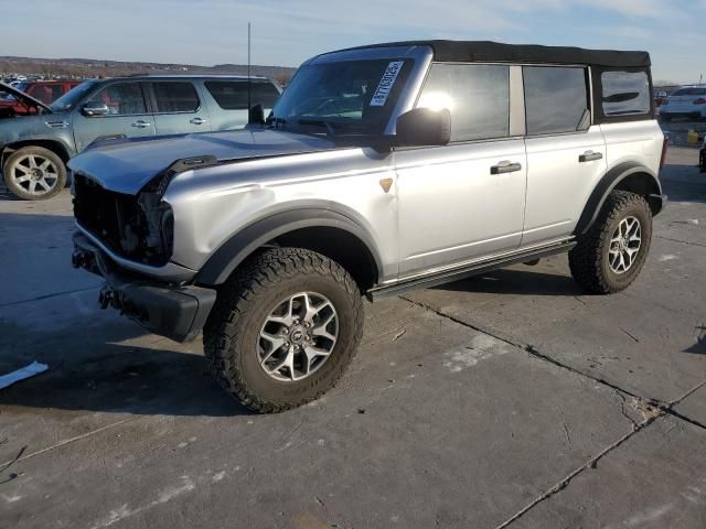 2022 Ford Bronco Base