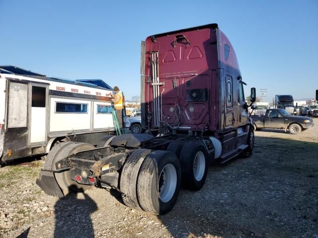 2013 Freightliner Cascadia 125