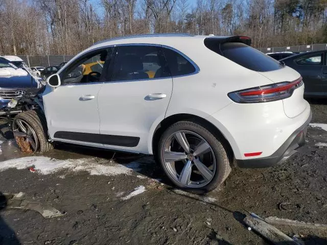 2025 Porsche Macan Base