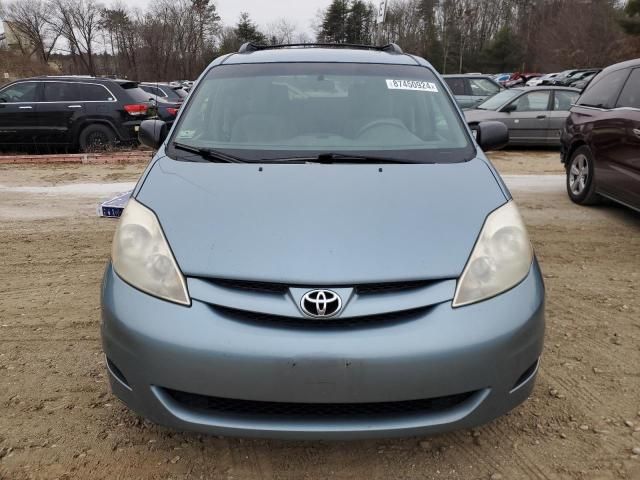 2007 Toyota Sienna CE