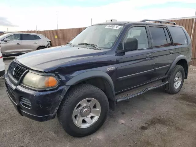 2002 Mitsubishi Montero Sport ES