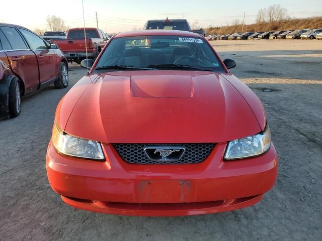 2004 Ford Mustang