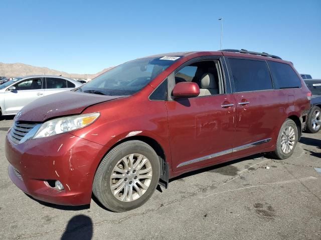 2011 Toyota Sienna XLE