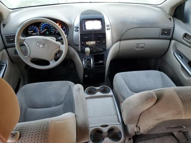 2006 Toyota Sienna CE