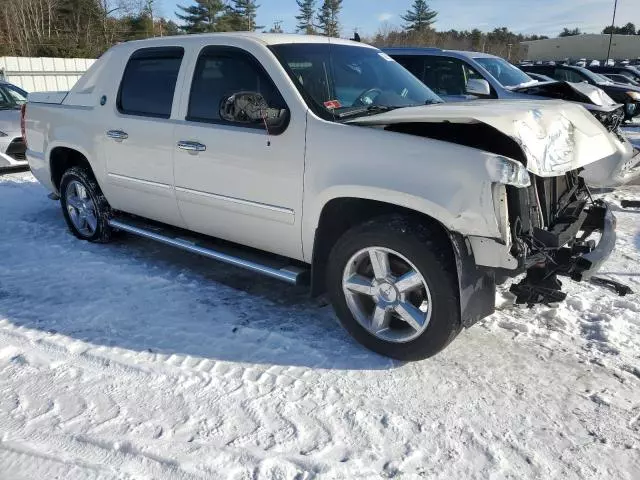 2013 Chevrolet Avalanche LTZ