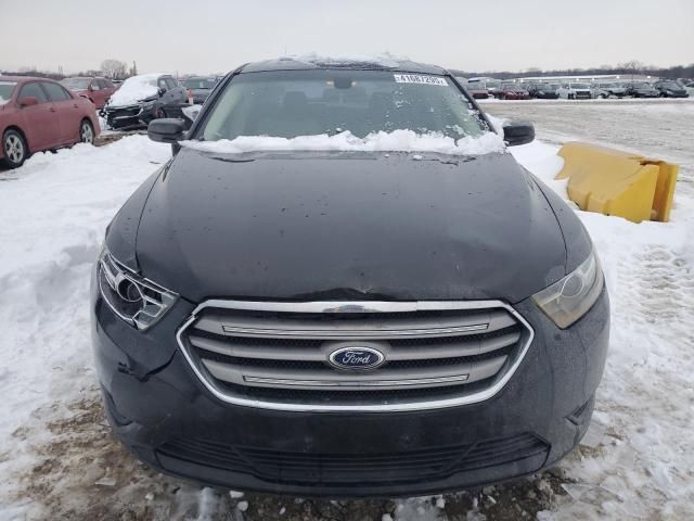 2015 Ford Taurus SE