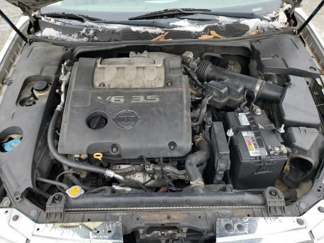 2005 Nissan Maxima SE