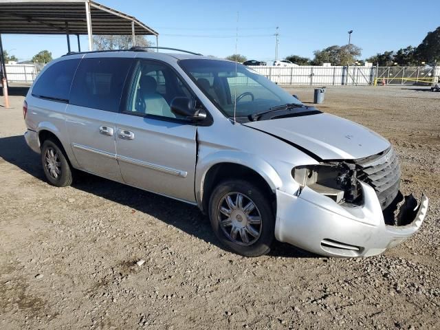 2007 Chrysler Town & Country Touring