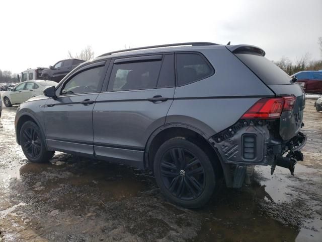 2022 Volkswagen Tiguan SE R-LINE Black