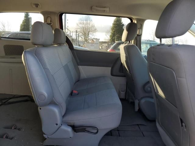 2008 Chrysler Town & Country LX