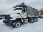 2015 Freightliner 114SD