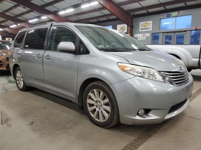 2011 Toyota Sienna XLE