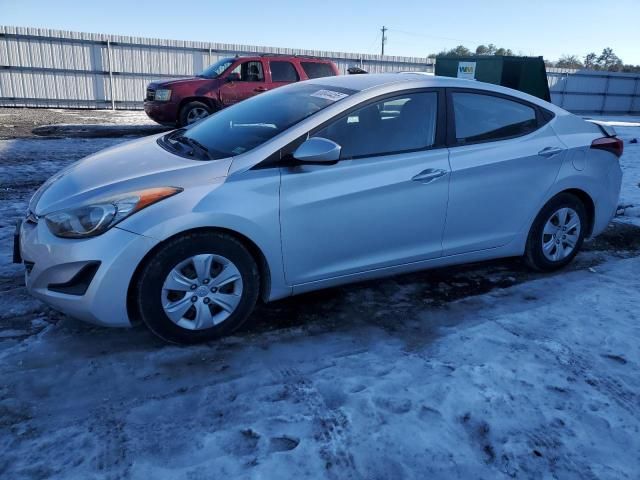 2016 Hyundai Elantra SE