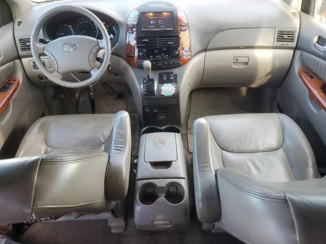 2009 Toyota Sienna XLE