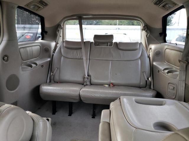 2004 Toyota Sienna XLE