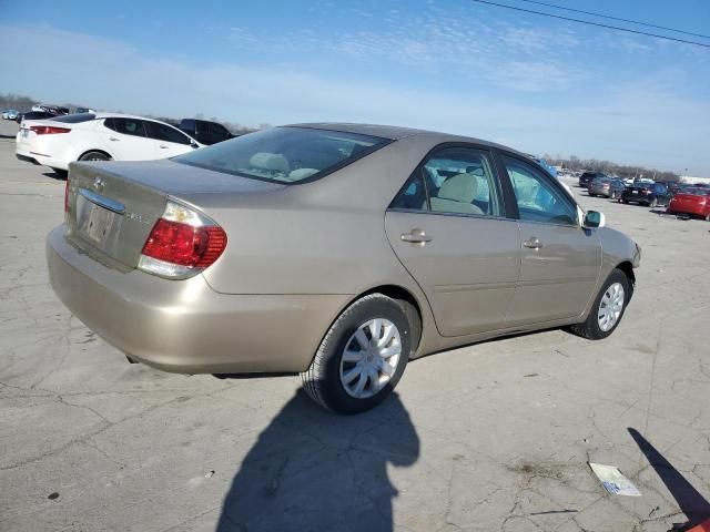 2005 Toyota Camry LE