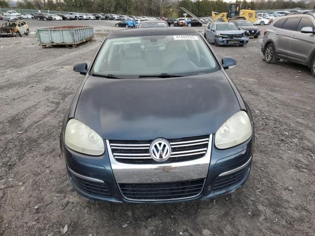 2005 Volkswagen New Jetta 2.5L Option Package 1