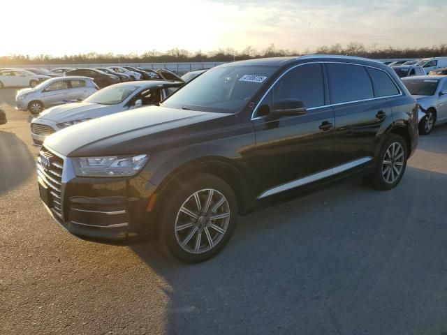 2019 Audi Q7 Premium Plus