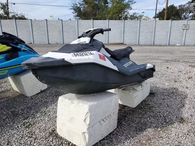 2015 ZZN Seadoo